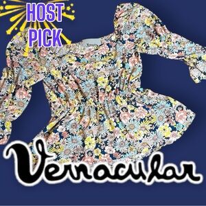 🎉HP🎉NWT Vernacular Retro Floral Patterned Peplum Style 3/4 Sleeve Shirt. Small